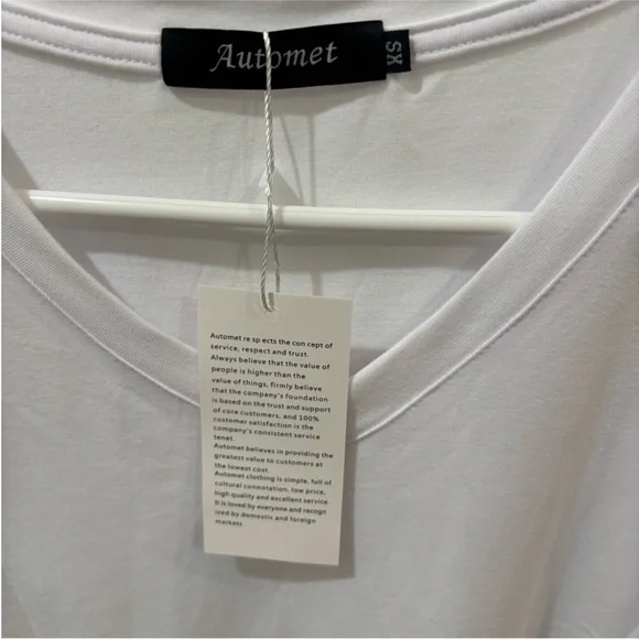 NWT White V-Neck Short Sleeve Basic Tee XS - Picture 4 of 4